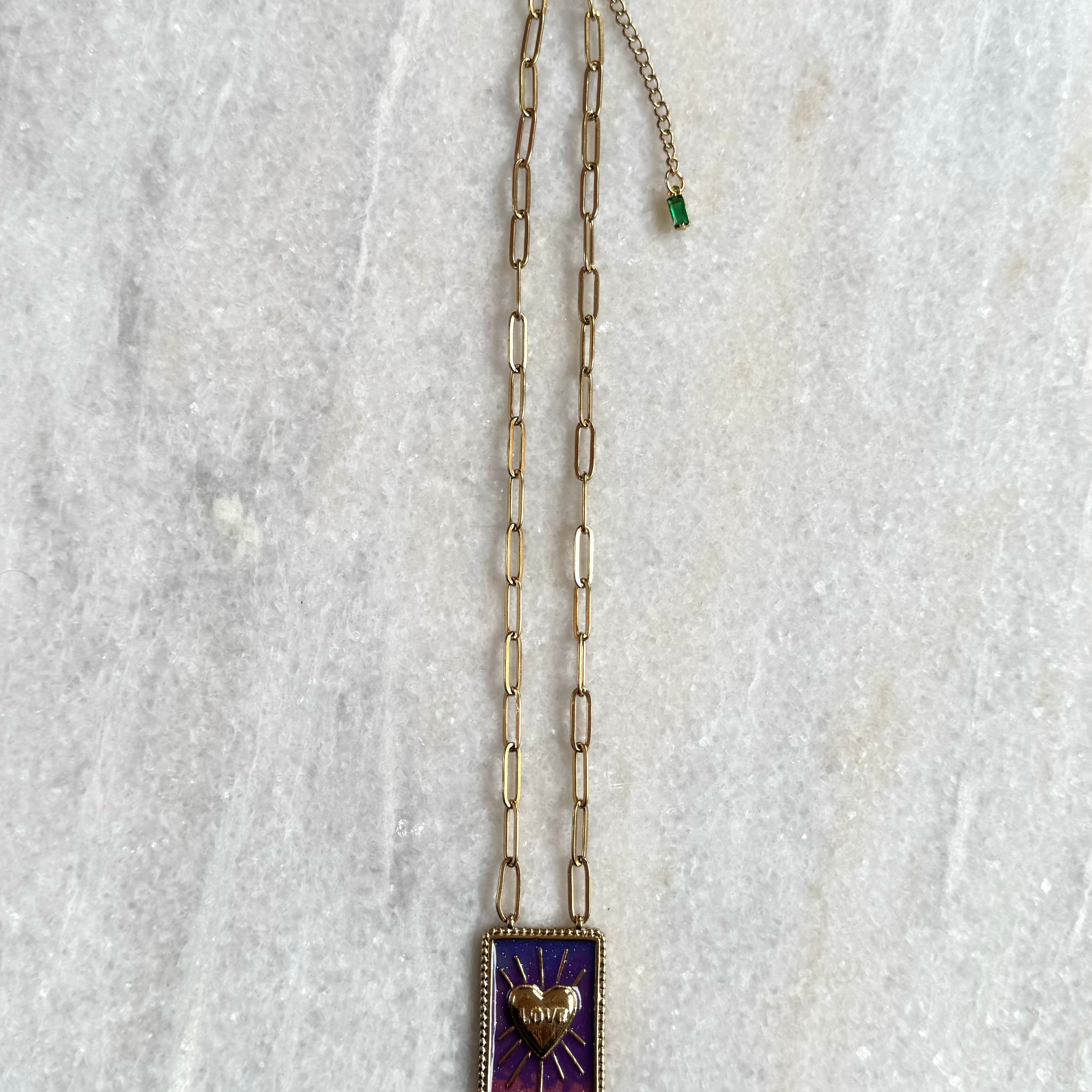 Ketting met paarse bedel en hart kopen | Stainless Steel ketting kopen | BY BLOOM sieraden